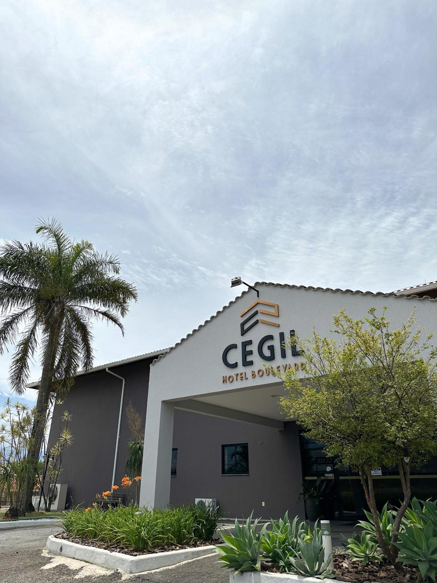 Cegil Hotel Boulevard Resende Kültér fotó